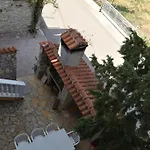 Ruhige Mit Terrasse Und Garten By Interhome * Pakoštane